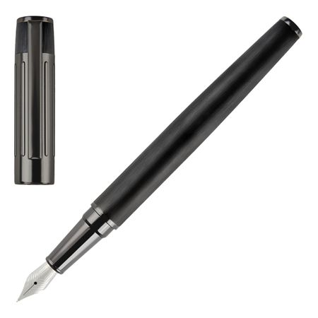 Hugo Boss Fountain pen Gear Ribs Black